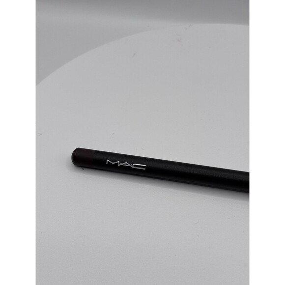 MAC Lip Pencil Shade CHESTNUT  Full Size 1.45g New - Picture 2 of 6
